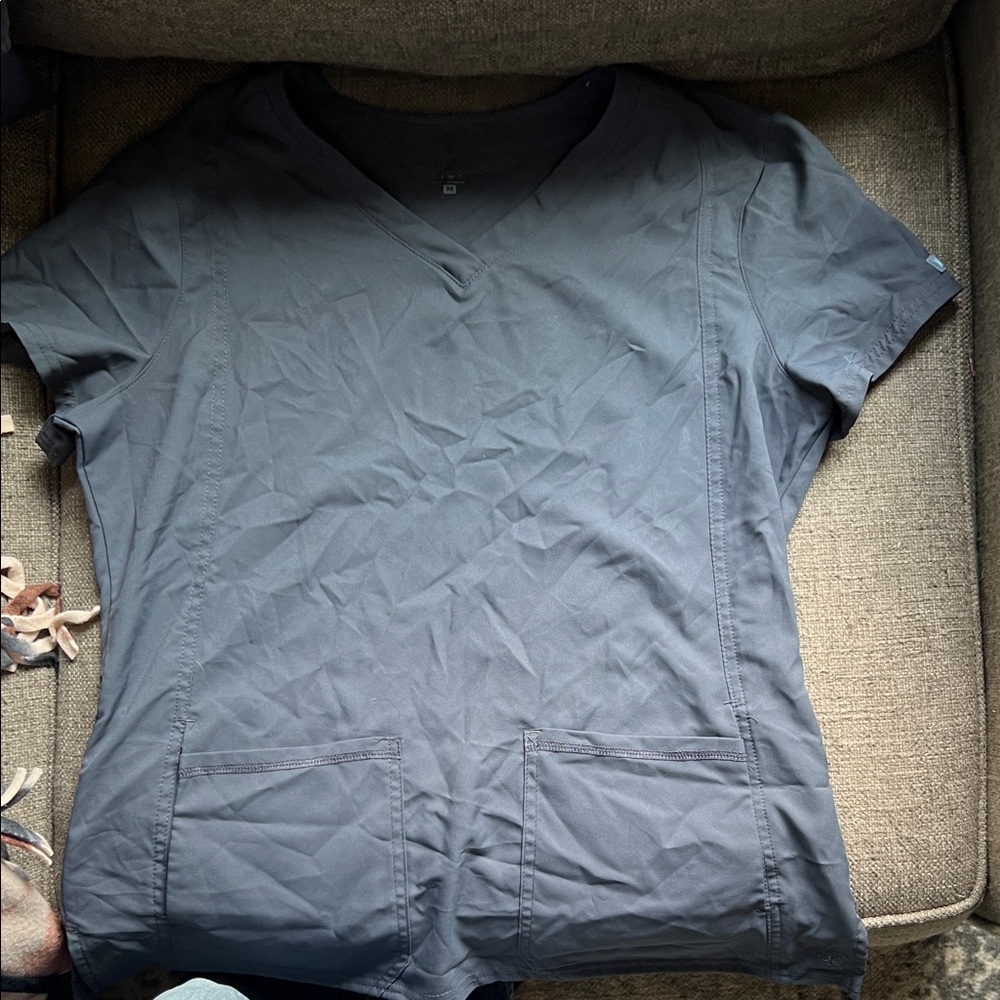 Med Couture Women's Gray Top